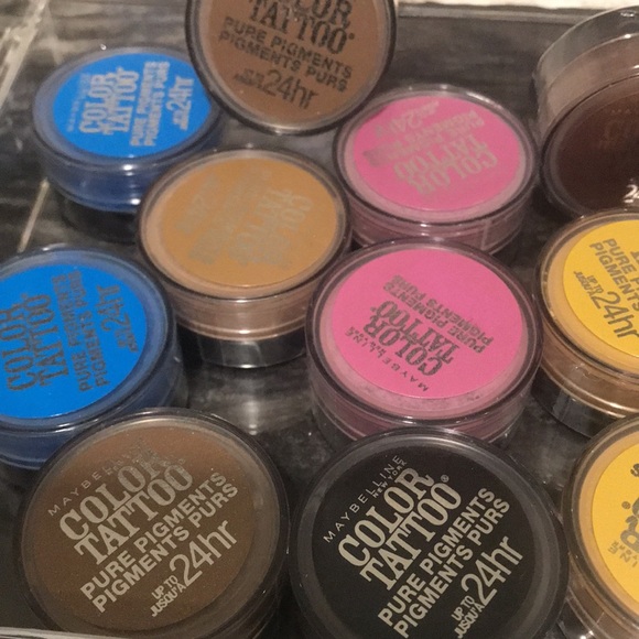 Never opened Maybelline fun eyeshadows - Picture 3 of 4